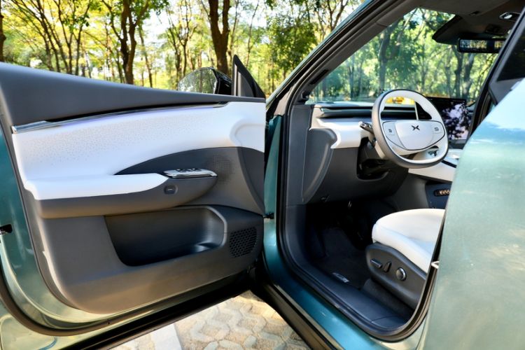 Used XPeng G7 2025 Model—702 Ultra Long Range Interior 11