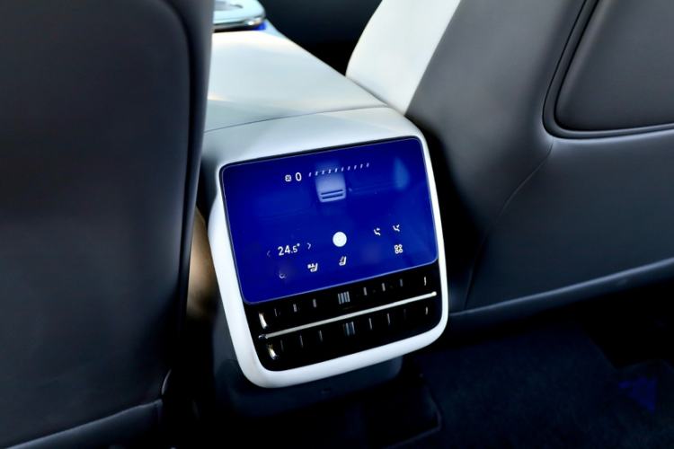 Used XPeng G7 2025 Model—702 Ultra Long Range Interior 7