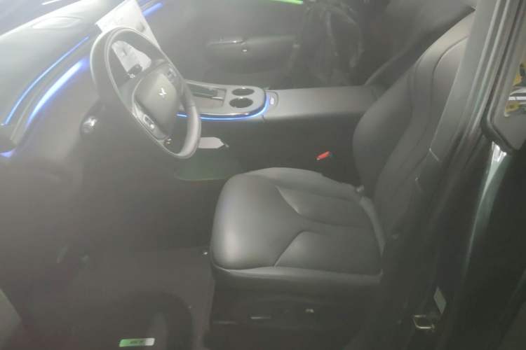 Used XPeng G7 2025 Model—602 Long Range Max Left Front Seat