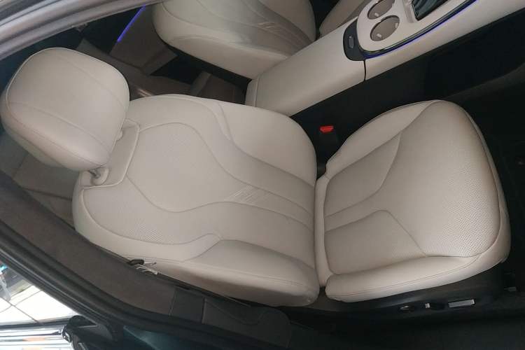 Used XPeng G7 2025 702 Max Right Front Seat