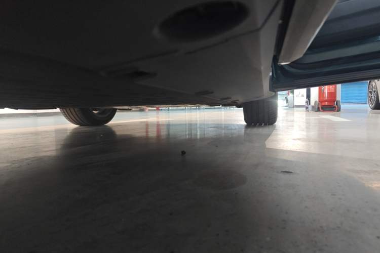 Used XPeng G7 2025 702 Max Right Side Sill