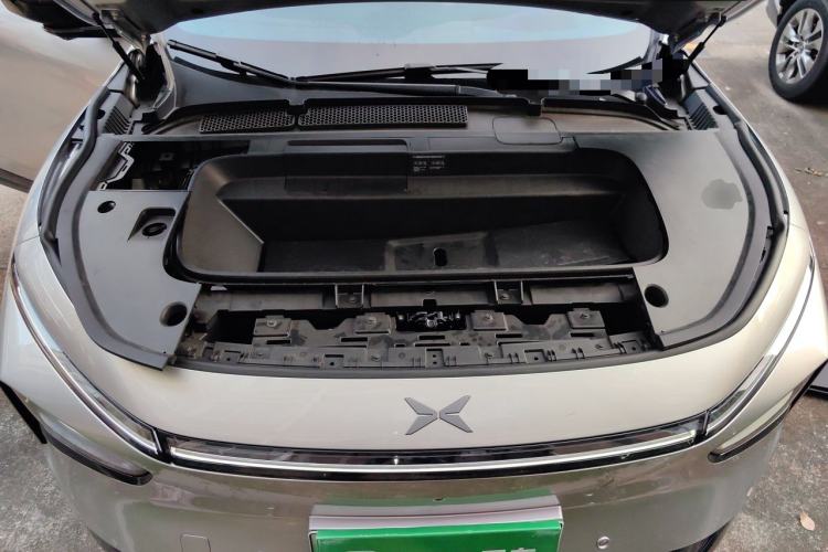 Used XPeng G7 2025 Model—702 Ultra Long Range Engine Bay