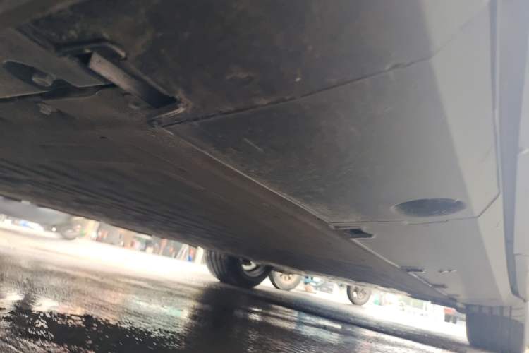 Used XPeng G7 2025 702 Max Chassis Rear Right