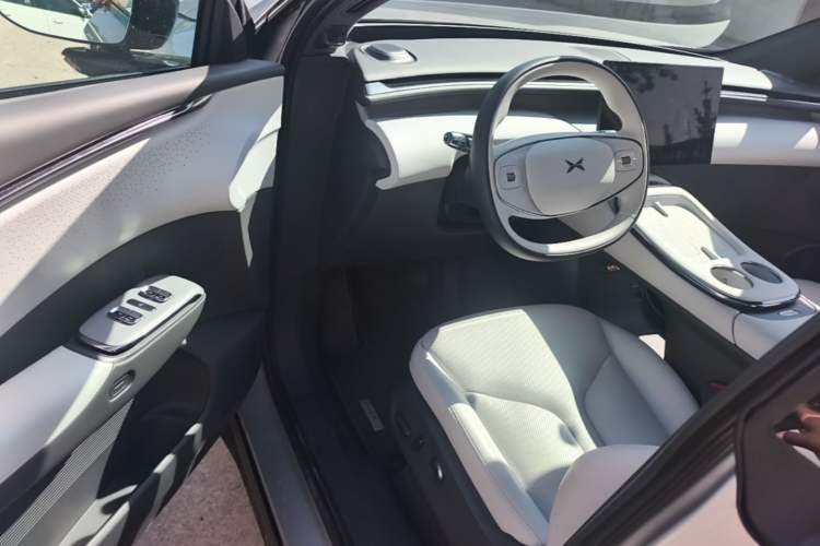 Used XPeng G7 2025 Model—702 Ultra Long Range Driver Seat