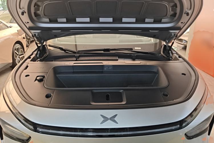 Used XPeng G7 2025 Model—702 Ultra Long Range Engine Bay