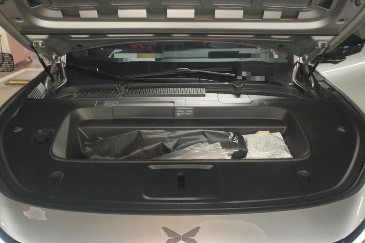Used XPeng G7 2025 Model—702 Ultra Long Range Engine Bay