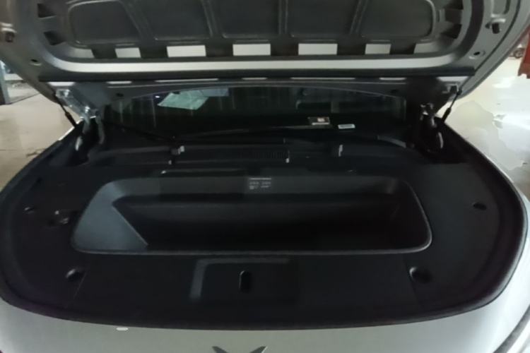Used XPeng G7 2025 Model—702 Ultra Long Range Engine Bay