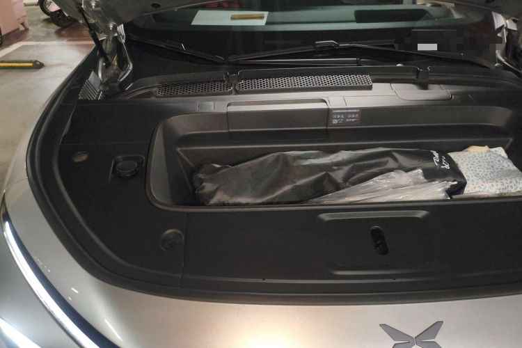 Used XPeng G7 2025 Model—702 Ultra Long Range Engine Bay Right