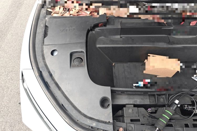 Used XPeng G7 2025 Model—702 Ultra Long Range Engine Bay Right