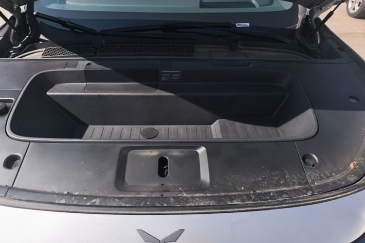 Used XPeng G7 2025 Model—702 Ultra Long Range Engine Bay