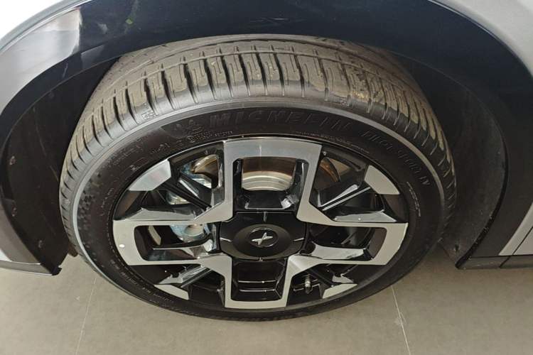 Used XPeng G7 2025 Model—702 Ultra Long Range Exterior 4
