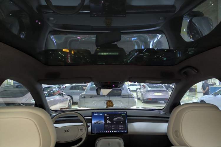 Used XPeng G7 2025 Model—702 Ultra Long Range Headliner
