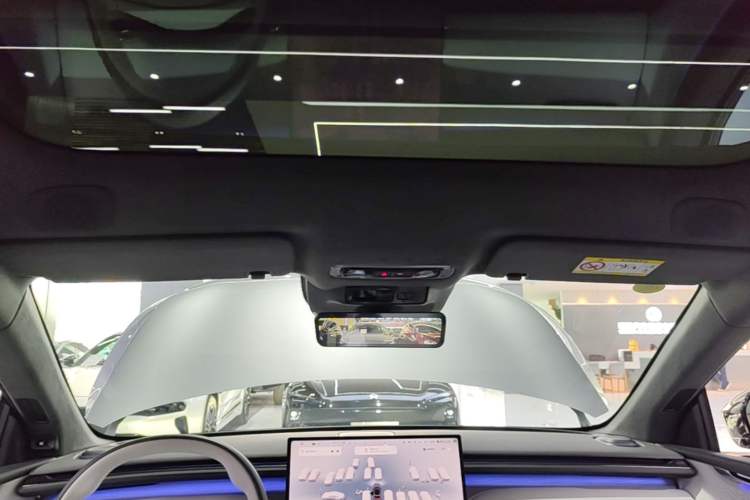 Used XPeng G7 2025 Model—702 Ultra Long Range Headliner