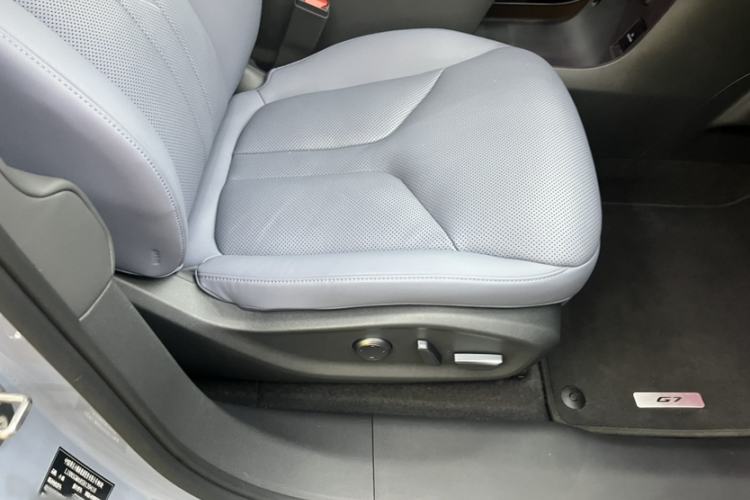 Used XPeng G7 2025 Model—702 Ultra Long Range Interior 13