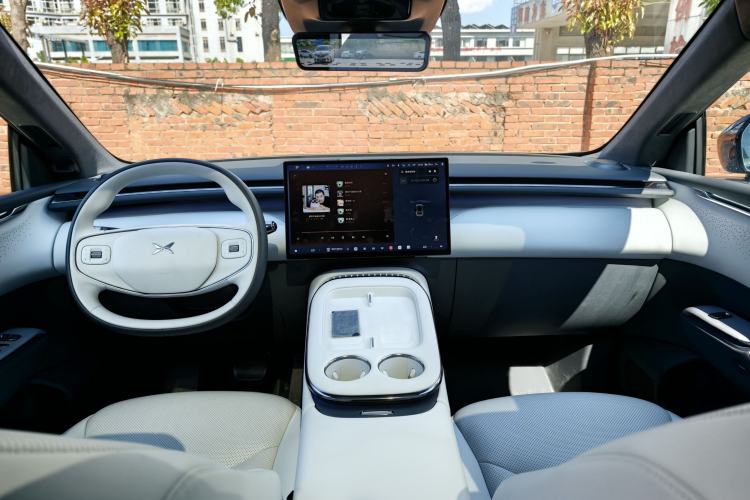 Used XPeng G7 2025 Model—702 Ultra Long Range Interior 7