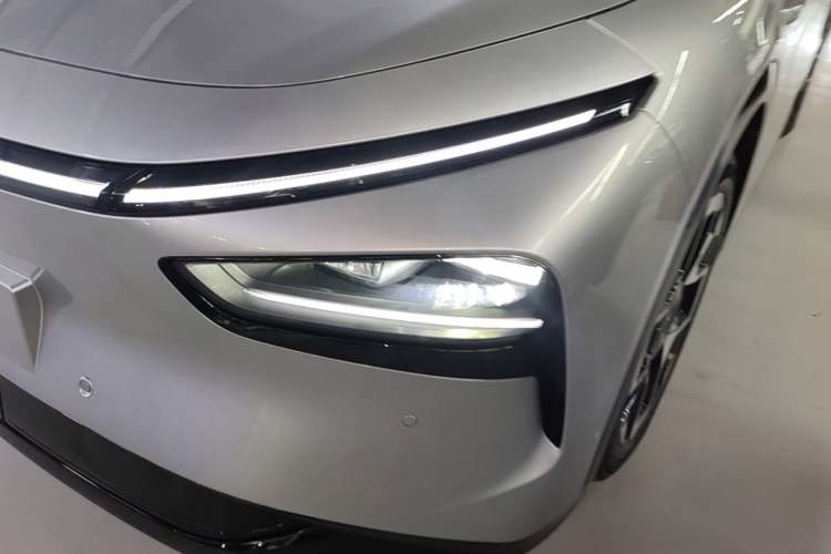 Used XPeng G7 2025 Model—702 Ultra Long Range Left Front Headlight