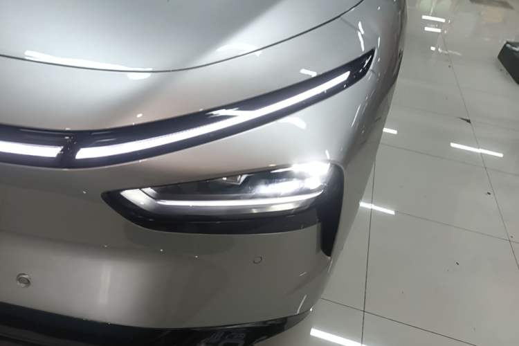 Used XPeng G7 2025 Model—702 Ultra Long Range Left Front Headlight