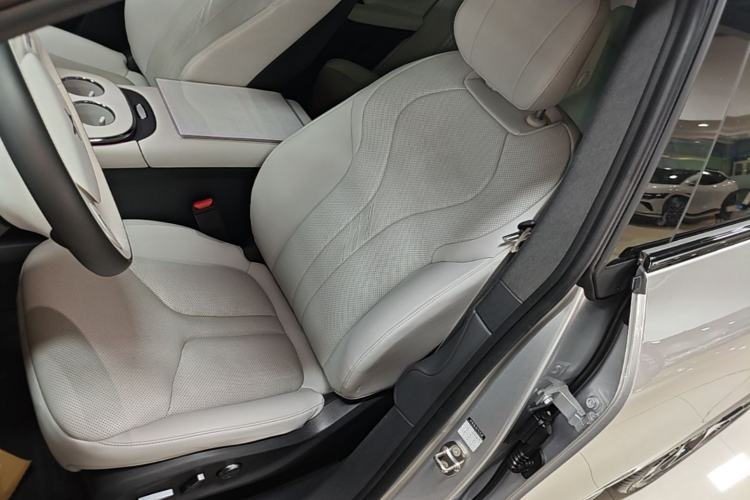 Used XPeng G7 2025 Model—702 Ultra Long Range Left Front Seat