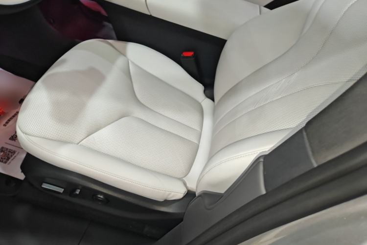Used XPeng G7 2025 Model—702 Ultra Long Range Left Front Seat
