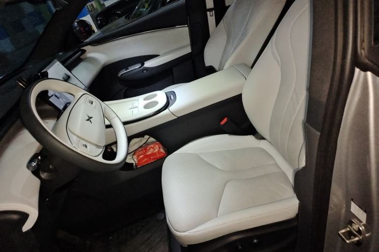 Used XPeng G7 2025 Model—602 Long Range Max Left Front Seat