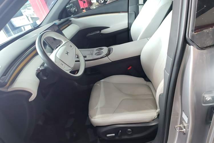 Used XPeng G7 2025 702 Max Left Front Seat