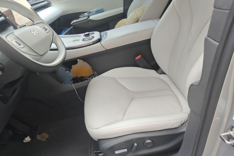 Used XPeng G7 2025 Model—702 Ultra Long Range Left Front Seat