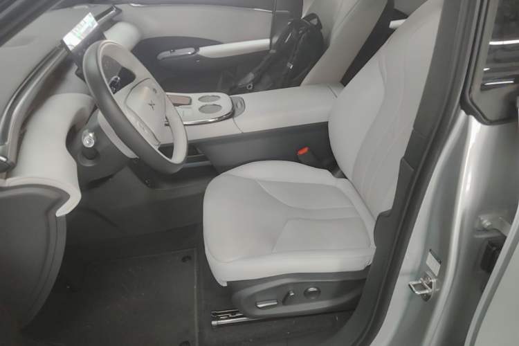 Used XPeng G7 2025 702 Max Left Front Seat