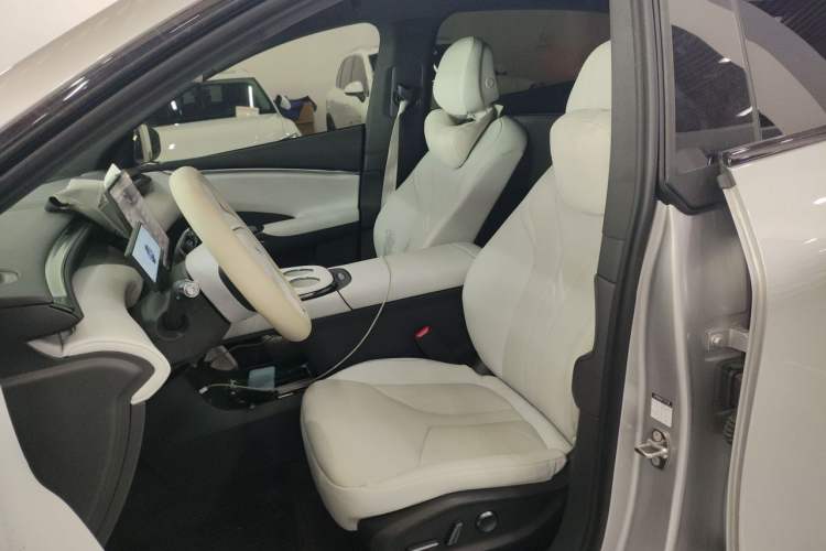 Used XPeng G7 2025 Model—602 Long Range Max Left Front Seat