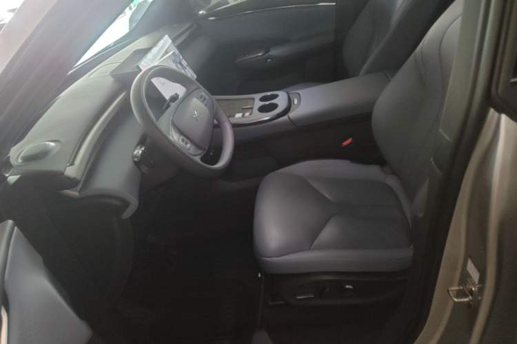 Used XPeng G7 2025 Model—702 Ultra Long Range Left Front Seat