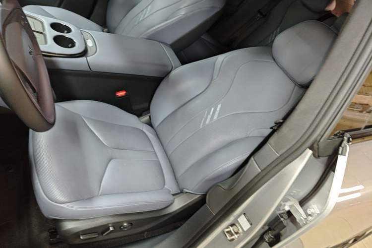 Used XPeng G7 2025 702 Max Left Front Seat