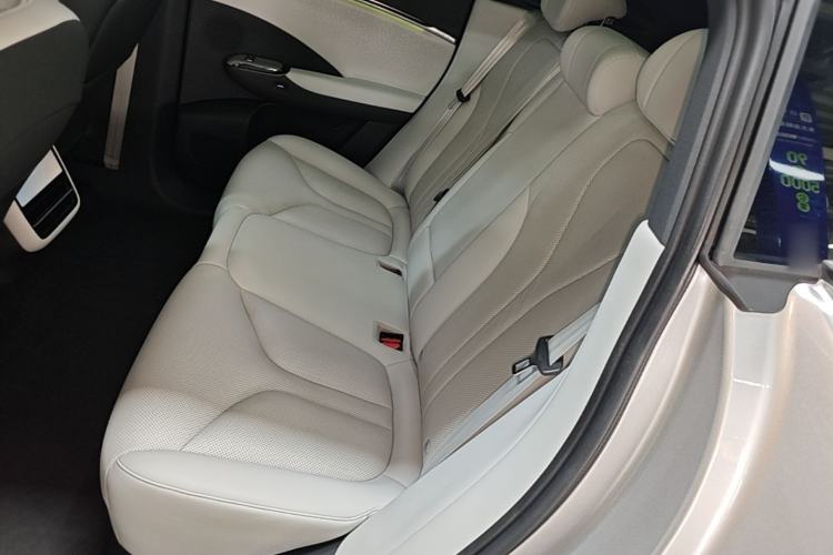 Used XPeng G7 2025 Model—702 Ultra Long Range Left Rear Seat
