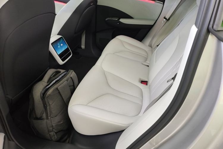 Used XPeng G7 2025 Model—702 Ultra Long Range Left Rear Seat