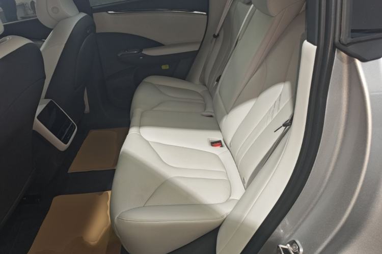 Used XPeng G7 2025 Model—702 Ultra Long Range Left Rear Seat