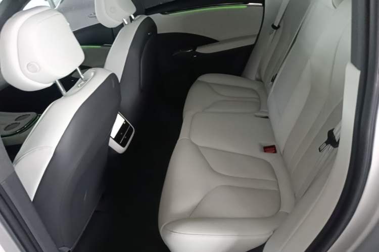 Used XPeng G7 2025 Model—702 Ultra Long Range Left Rear Seat