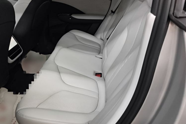 Used XPeng G7 2025 Model—702 Ultra Long Range Left Rear Seat