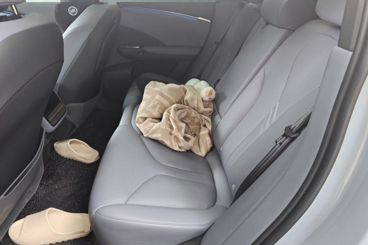 Used XPeng G7 2025 Model—702 Ultra Long Range Left Rear Seat