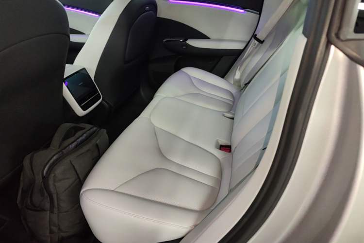 Used XPeng G7 2025 Model—702 Ultra Long Range Left Rear Seat