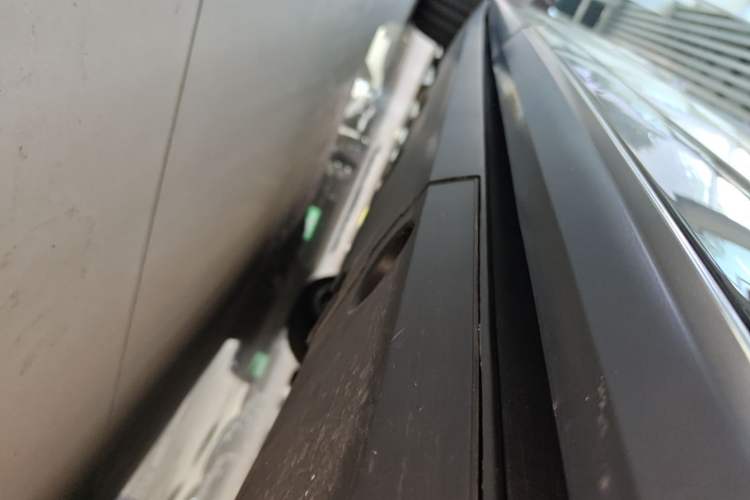 Used XPeng G7 2025 702 Max Left Side Sill