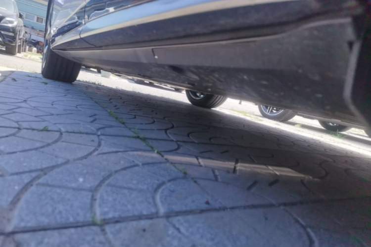 Used XPeng G7 2025 Model—702 Ultra Long Range Left Side Sill