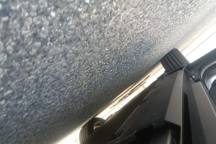 Used XPeng G7 2025 Model—702 Ultra Long Range Left Side Sill
