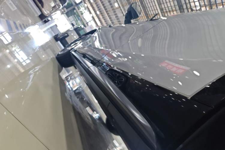 Used XPeng G7 2025 702 Max Left Side Sill