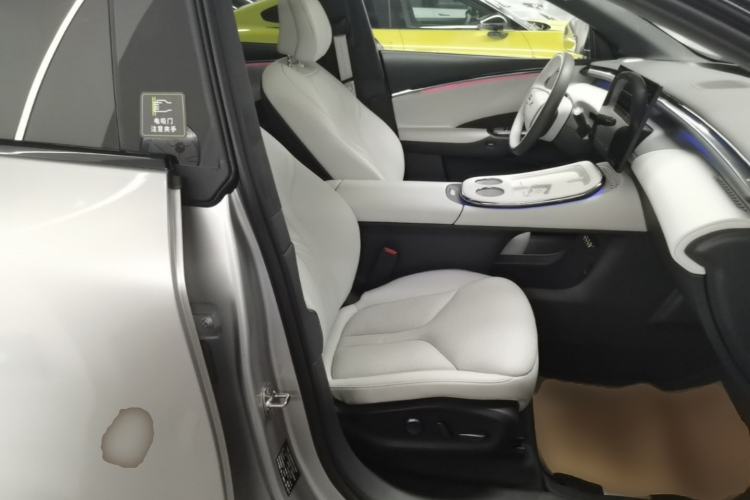 Used XPeng G7 2025 Model—702 Ultra Long Range Right Front Seat