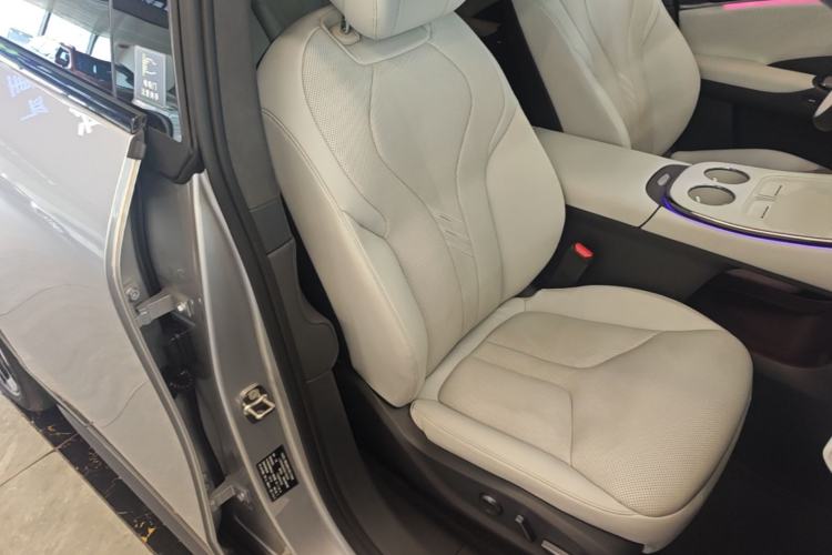 Used XPeng G7 2025 Model—702 Ultra Long Range Right Front Seat