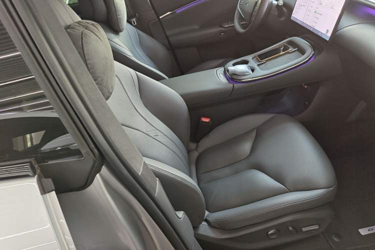 Used XPeng G7 2025 702 Max Right Front Seat