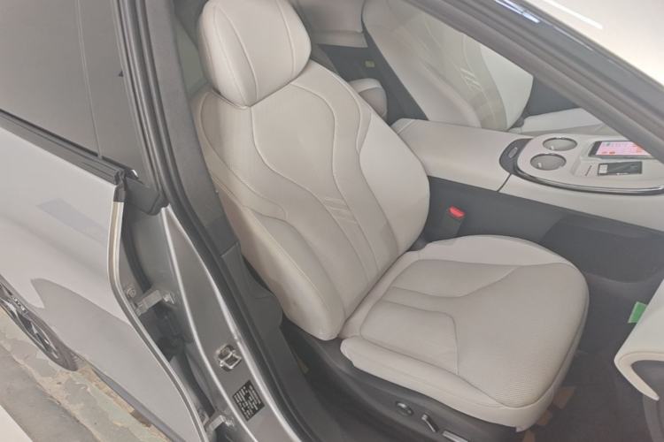 Used XPeng G7 2025 Model—702 Ultra Long Range Right Front Seat