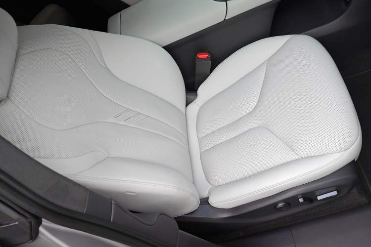 Used XPeng G7 2025 702 Max Right Front Seat
