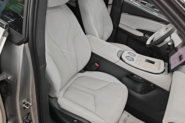 Used XPeng G7 2025 Model—702 Ultra Long Range Right Front Seat
