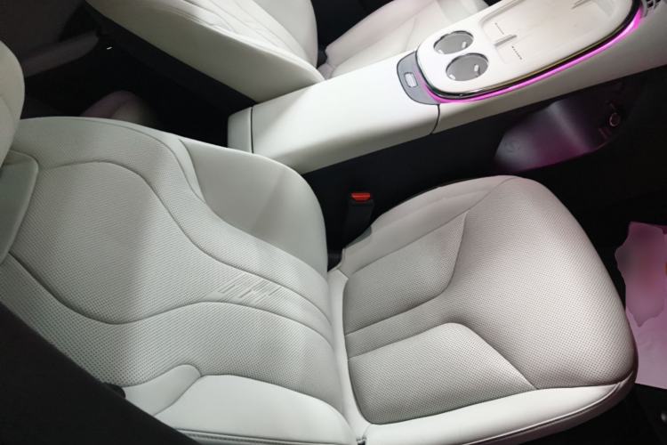 Used XPeng G7 2025 Model—702 Ultra Long Range Right Front Seat