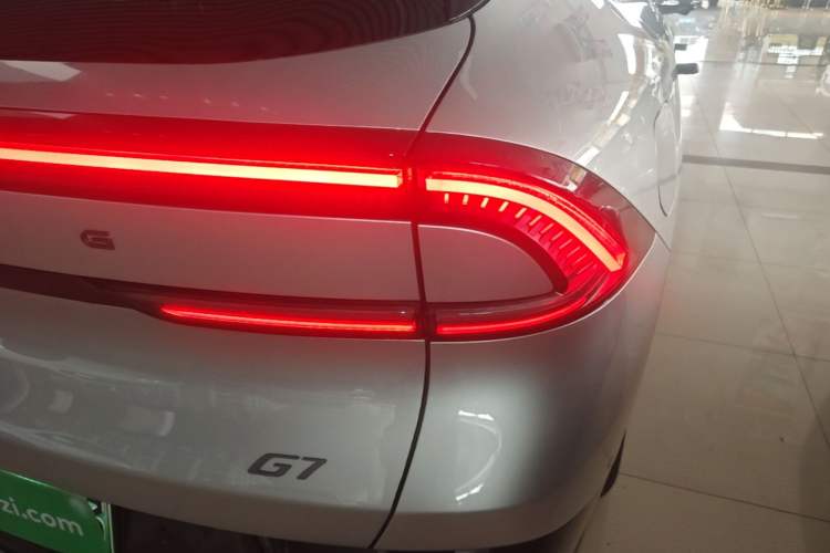 Used XPeng G7 2025 Model—702 Ultra Long Range Right Rear Taillight
