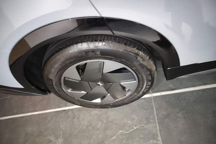 Used XPeng G7 2025 702 Max Right Rear Wheel Hub